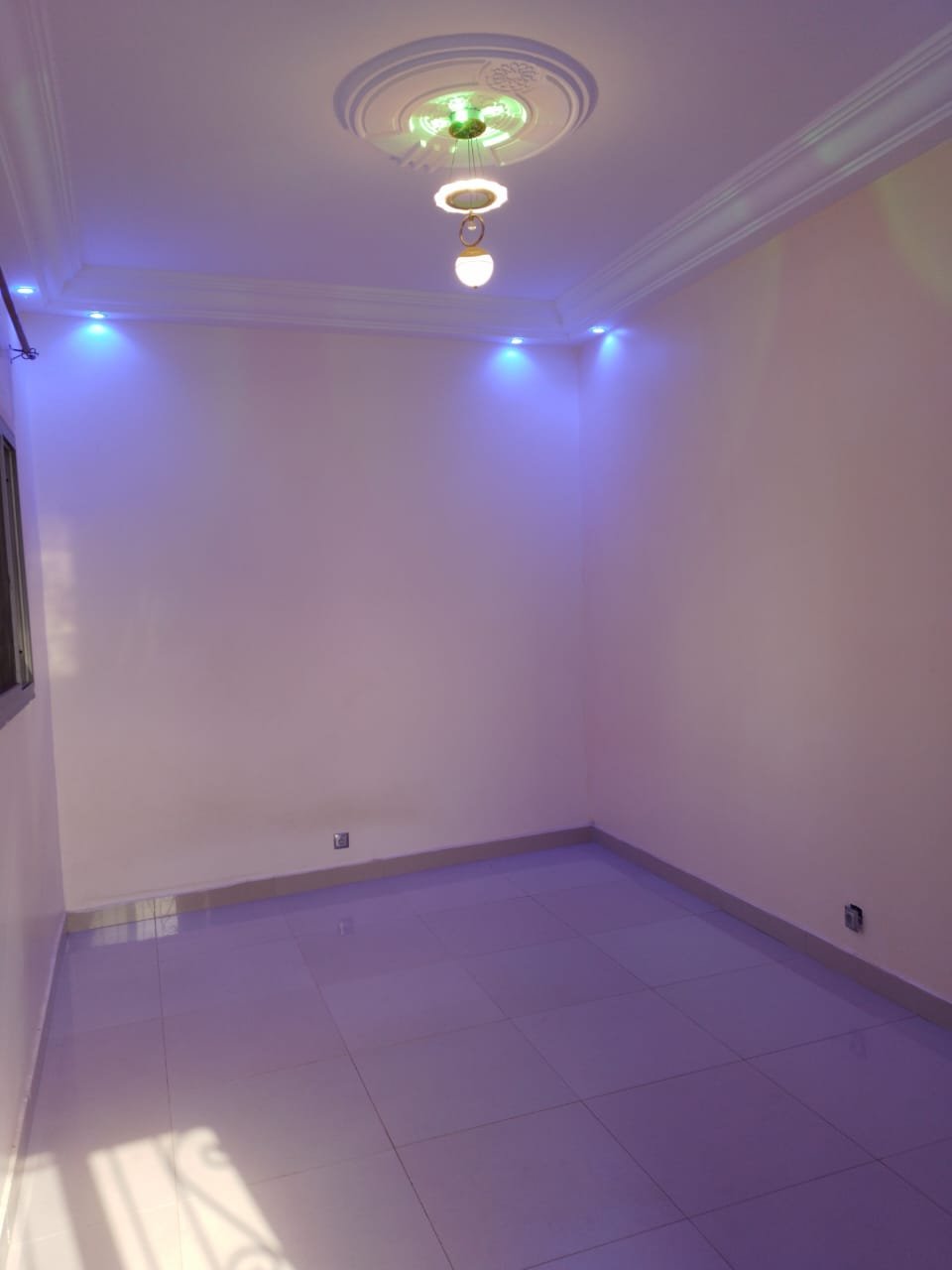 Image de l'annonce Mini studio neuf à partager – Emplacement idéal